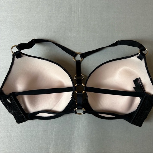 Sexy NWOT Victoria’s Secret Bombshell bra with gold hardware - Picture 3 of 8